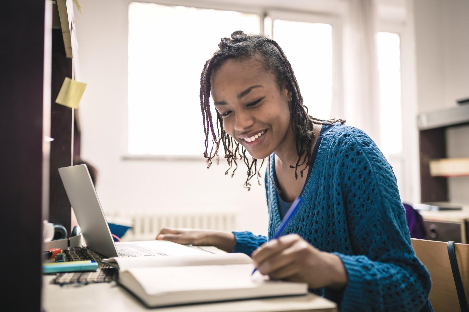 Erfolgreiche Kursteilnehmer bei der Abschlusspräsentation